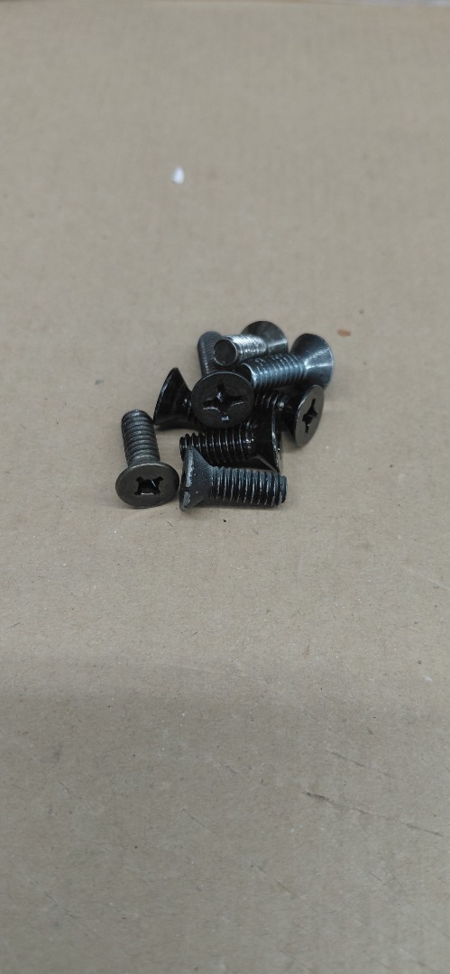 #12-3/4" PHILLIPS COUNTERSUNK HEAD BLACK. 