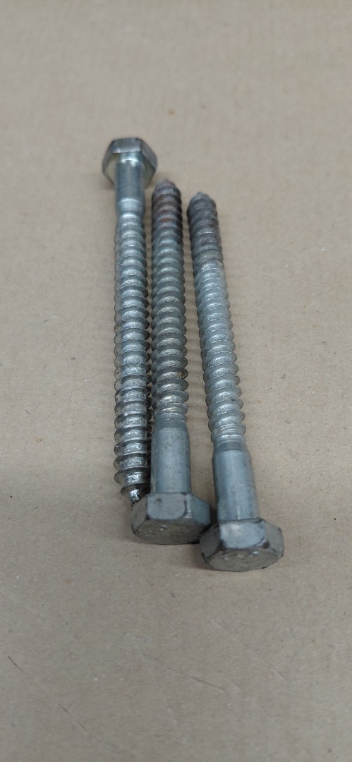 #16-3 1/2"(CYI) HEX LEG SCREWS 