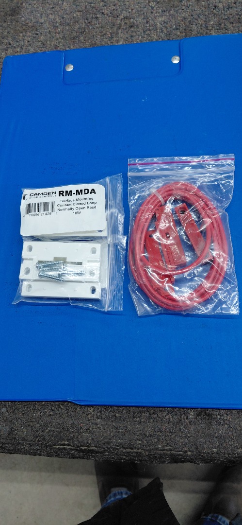 SURFACE MOUNTING CONTACT CLOSED LOOP