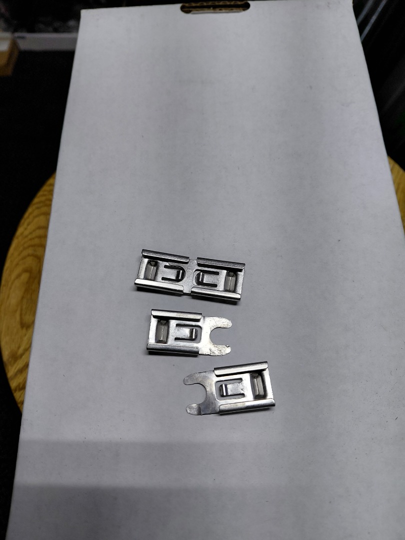 WINDOW OPERATOR DETACH CLIP