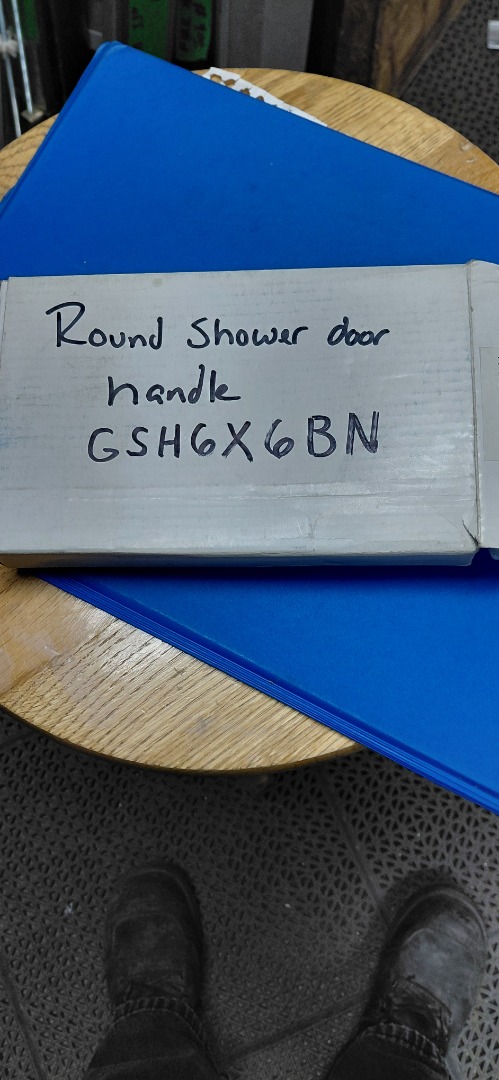 ROUND SHOWER DOOR HANDLE GSH6X6BN