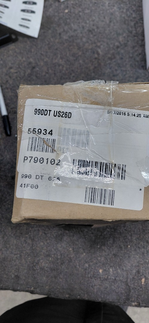 DOOR HANDLE PLATE 3"X14"990DT US26D