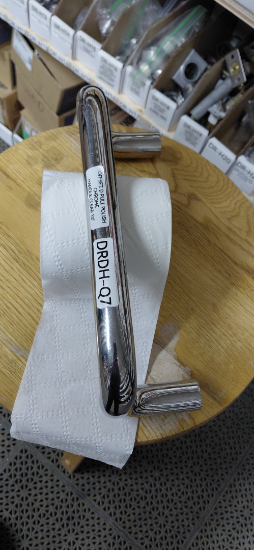 OFFSET. D PULL HANDLE POLISH CHROME 10"