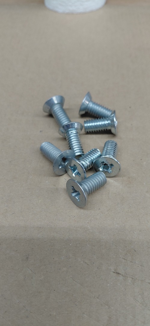 #14- 3/4" PHILLIPS COUNTERSUNK SOCKET HEAD 