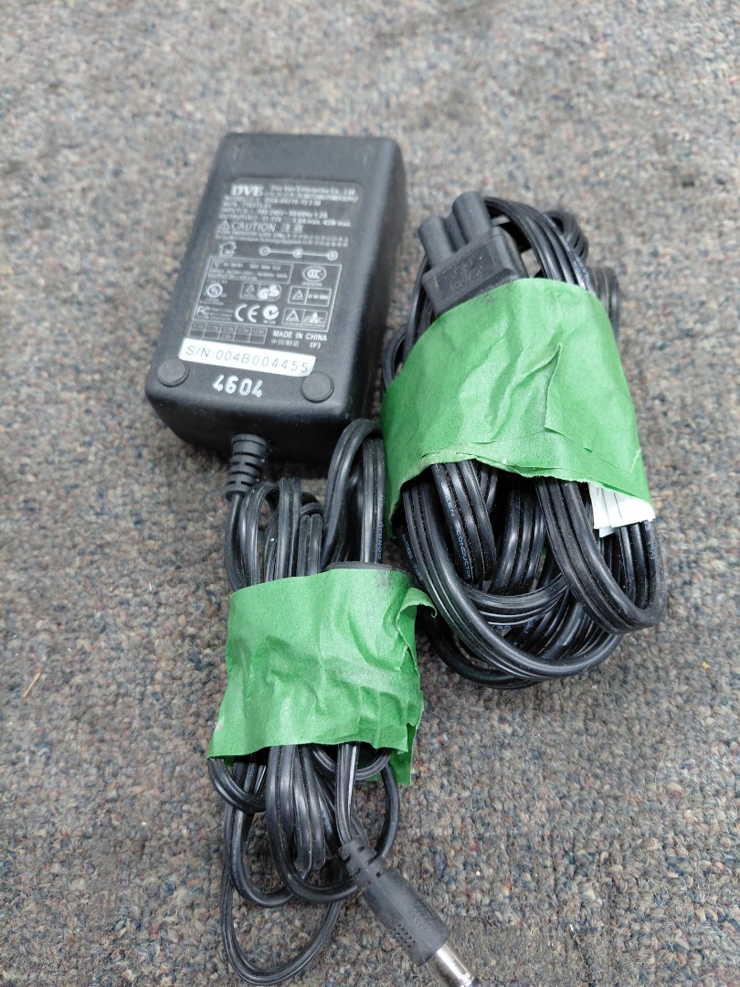 POWER SUPPLY MODEL: DSA-04215-12330