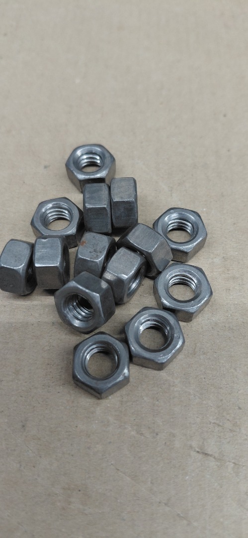 #14 UNC HEX NUTS 2.5 THREAD PITCH. 