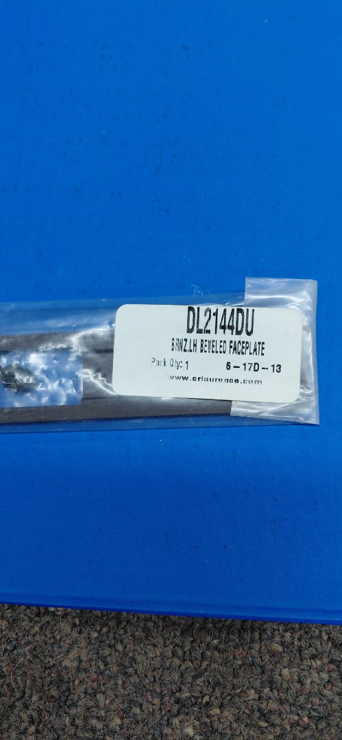 FACEPLATE B RNZ. RH BEVELED.