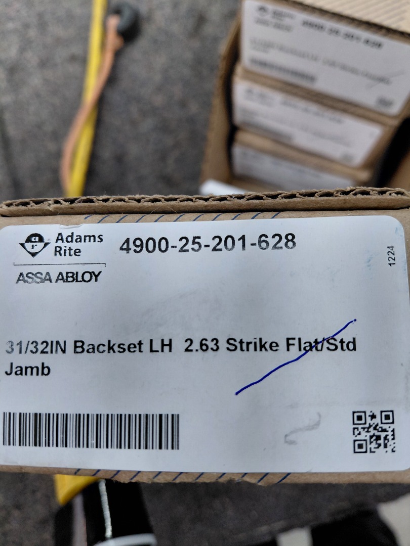 Backset LH 31/32" Flat/Std Jamp 2.63 Strike