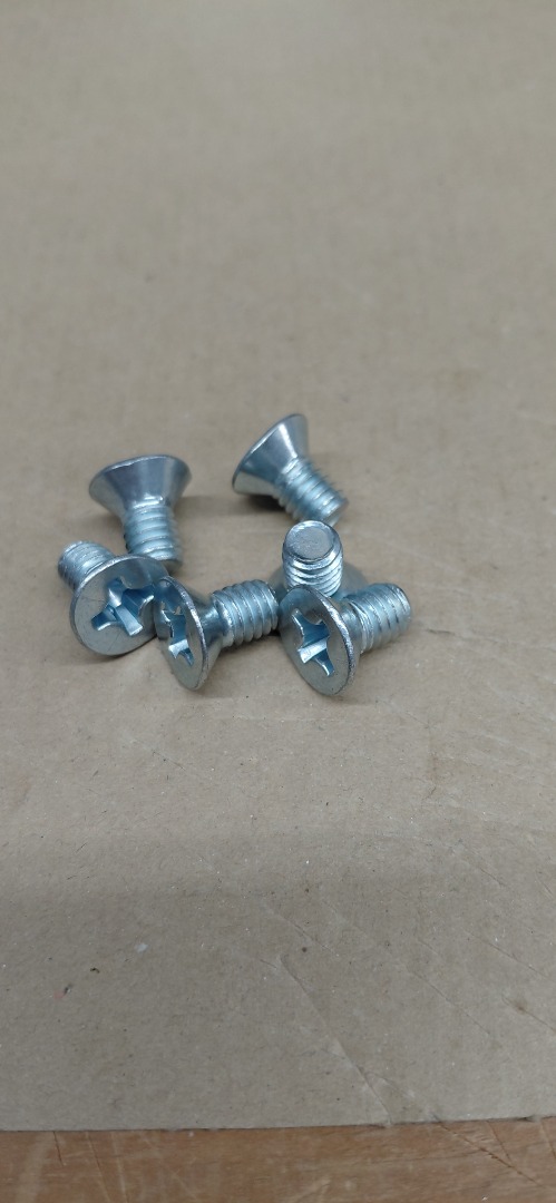 #14- 1/2" PHILLIPS COUNTERSUNK SOCKET HEAD 