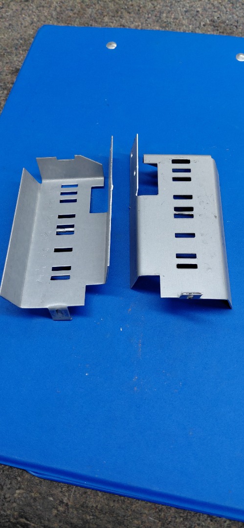 DRY WALL ANCHOR HEAVY DUTY, ADJUSTABLE 