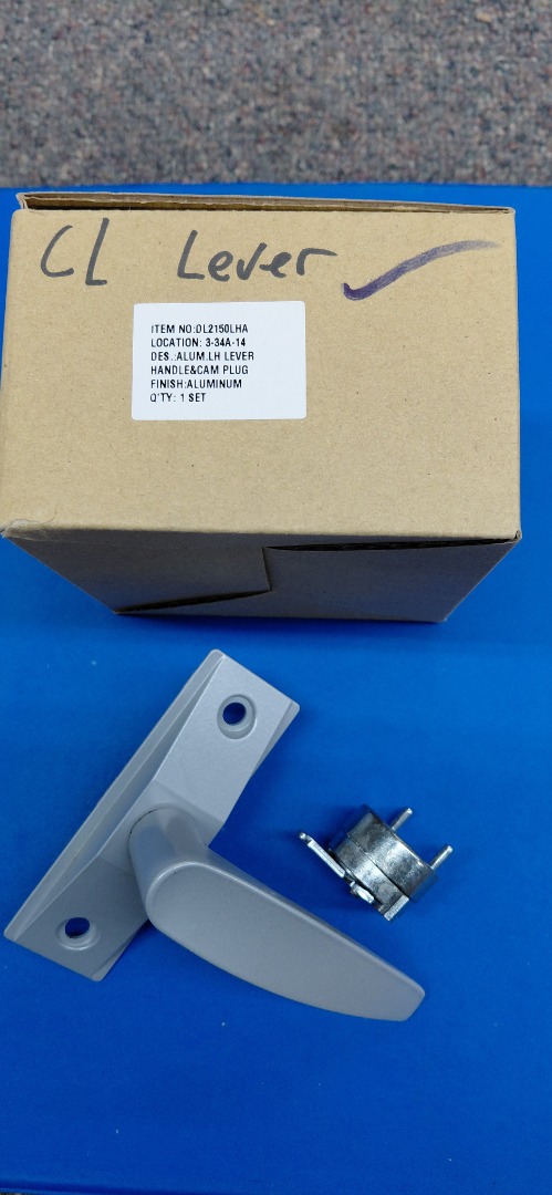 LH LEVER HANDLE & CAM PLUG 