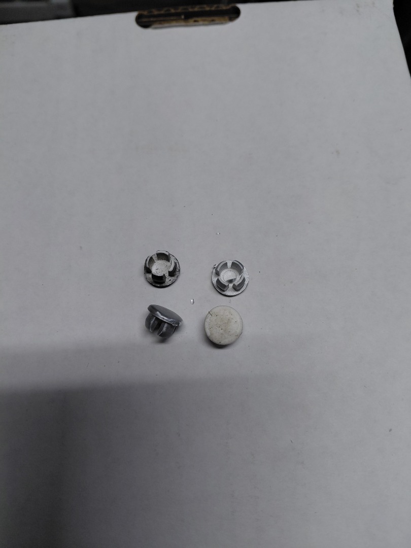 HOLE PLUGS WHITE 5/16" (UESD)