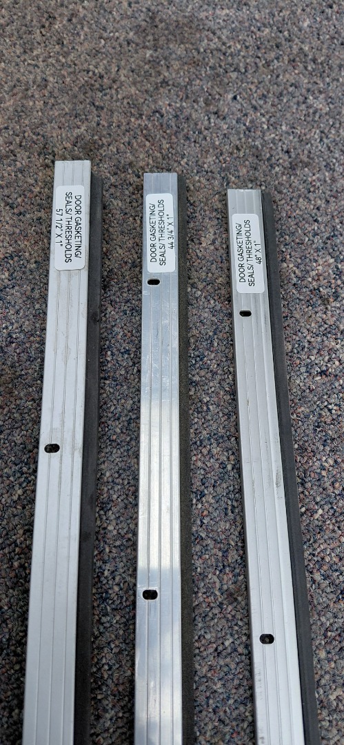 DOOR GASKETING SEALS THRESHOLDS 