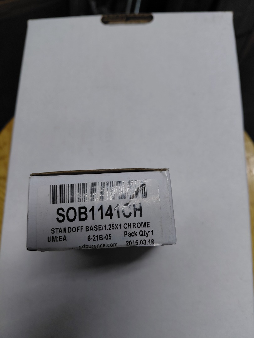 STANDOFF BASE / 1.25 X 1 CHROME