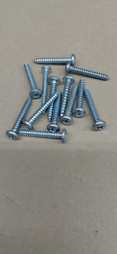 #10-1 1/4" PHILLIPS PAN HEAD WOOD SCREWS 