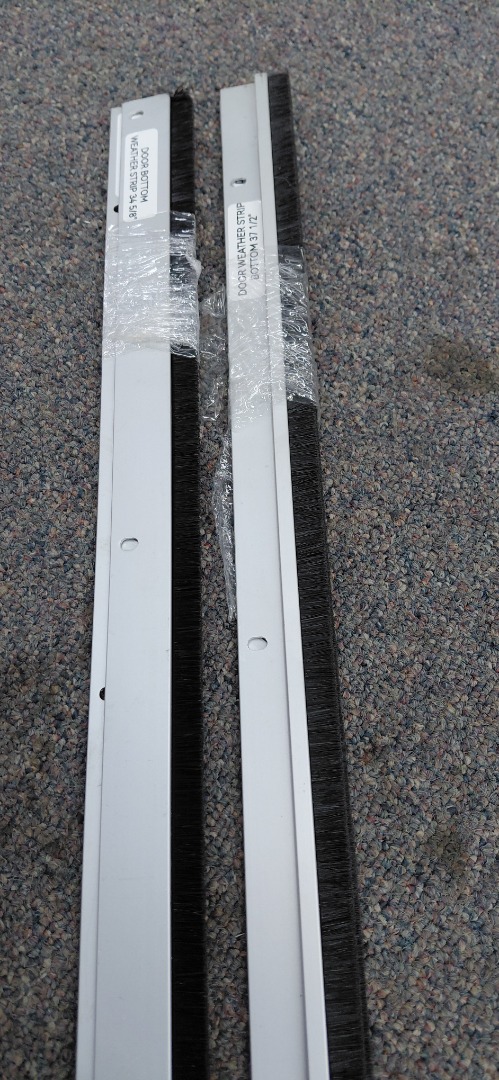 DOOR BOTTOM WEATHER STRIP 