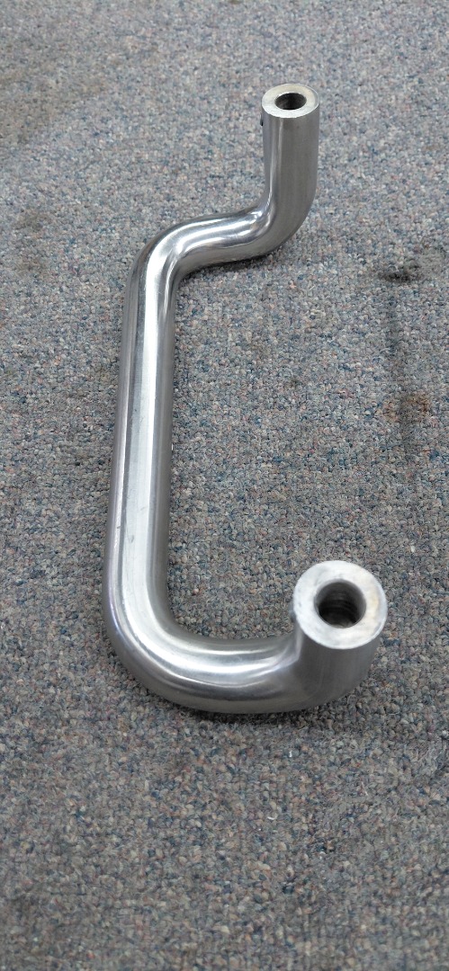 D SHAPE PULL HANDLE STAINLESS STEEL 9"