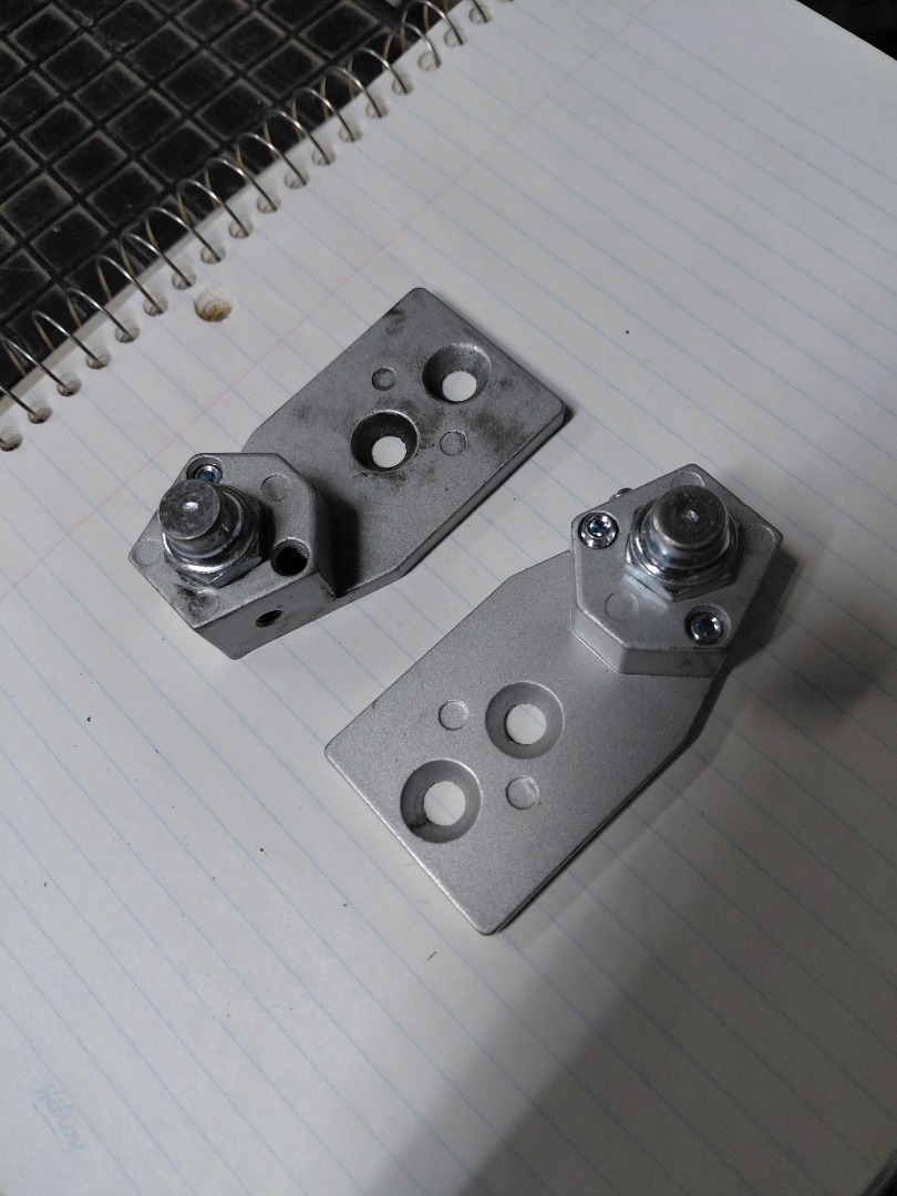 ALUMINEX BOTTOM DOOR PITION