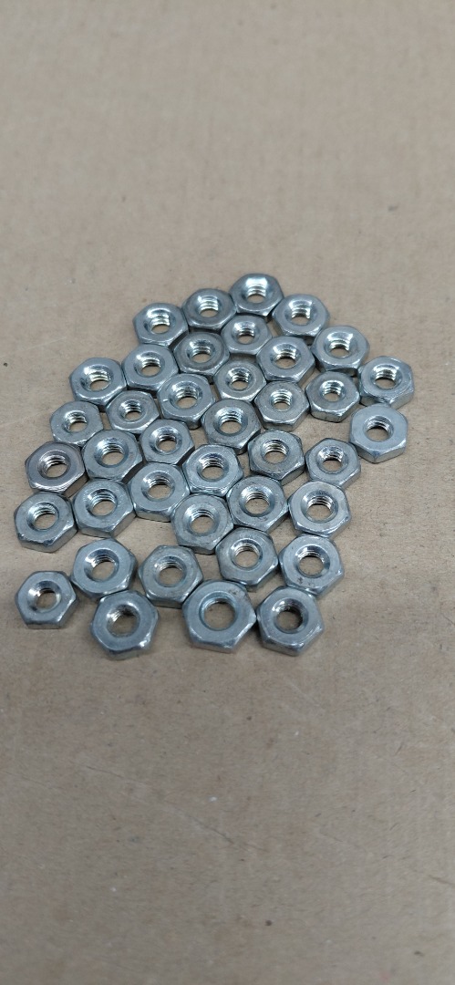 #8 UNF HEX NUTS 2.5 THREAD PITCH. 