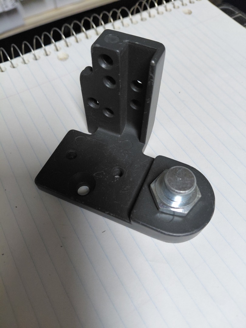 KAWNEER LEFT BOTTOM FRAME 