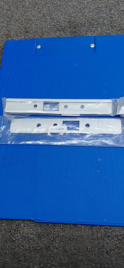 FACEPLATE ADAMS RITE 91-4900-01-628