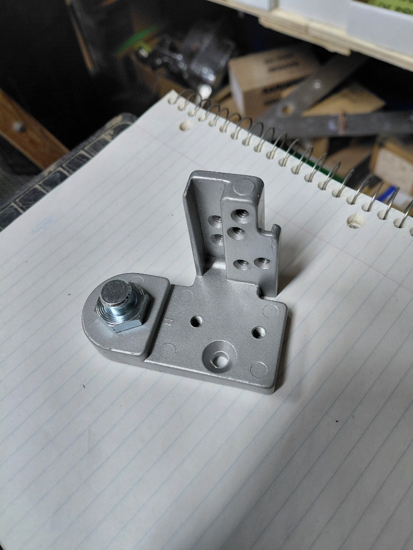 KAWNEER BOTTOM RIGHT OFFSET PIVOT 