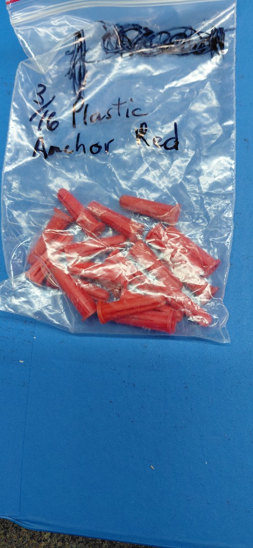 3/16" PLASTIC ANCHOR RED