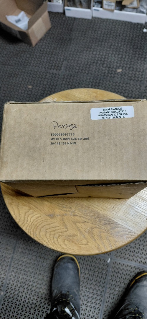 DOOR HANDLE PASSAGE W101S DAN 626 30-206 