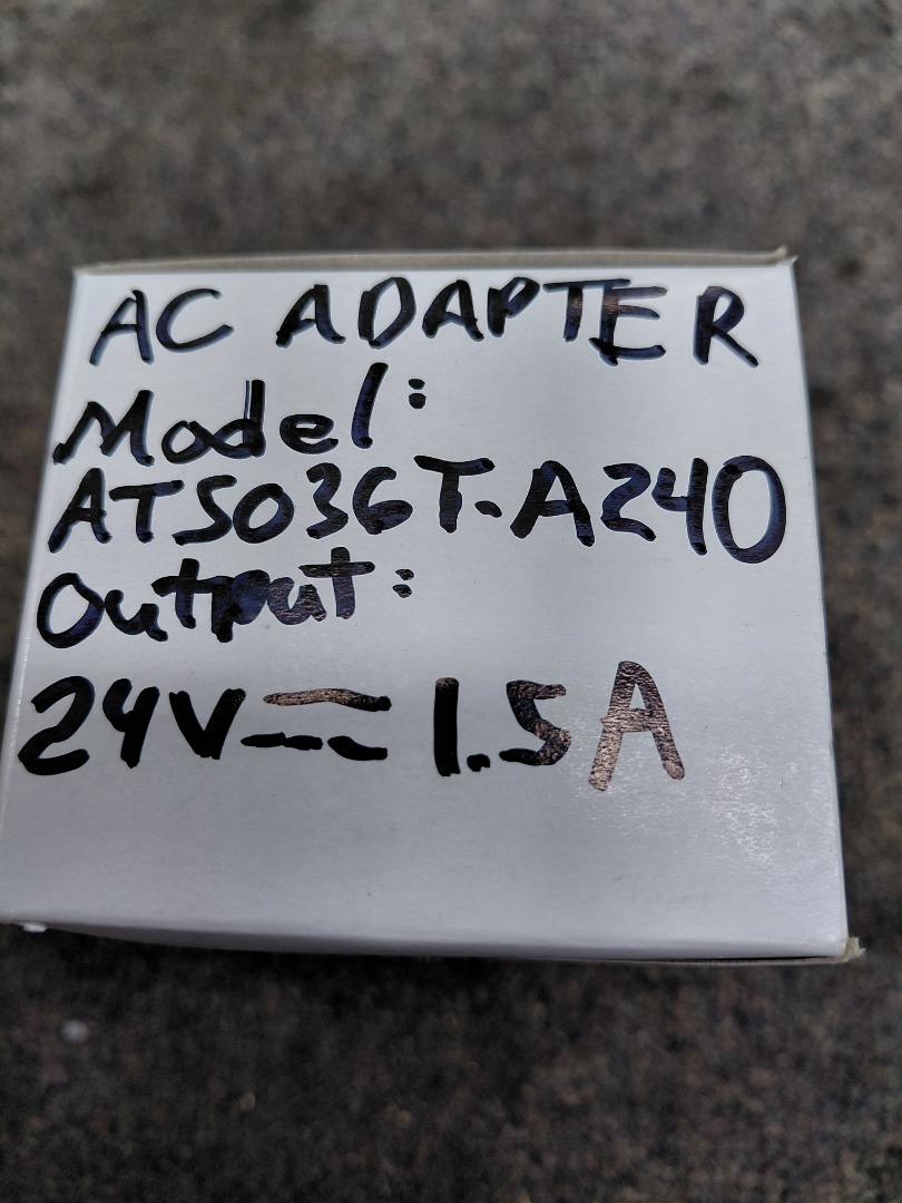 AC ADAPTER MODEL: AT5036T-A240