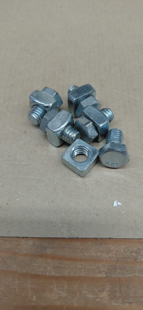 #16- 5/8" HEX CAP SCREWS WITH SQUARE #16- 5/8" HEX CAP SCREWS WITH SQUARE HEAD NUT (DSI) NUT (DSI)