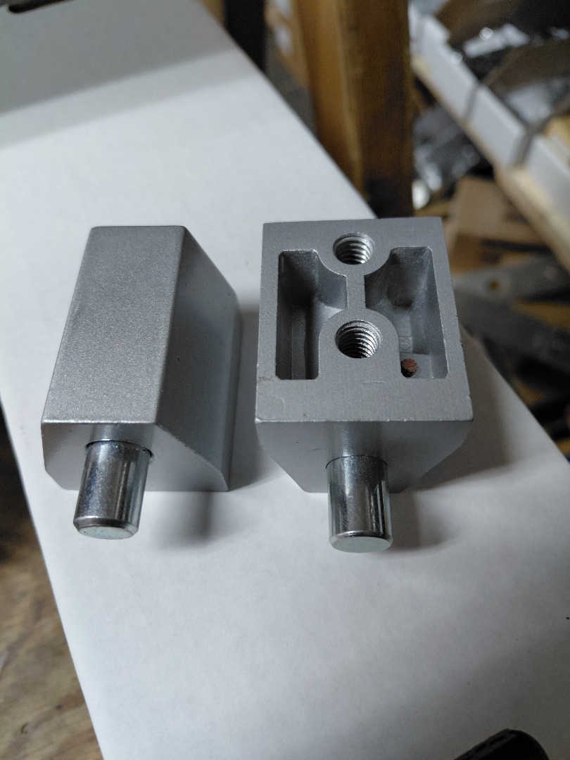 Aluminex Top Door Piyot 