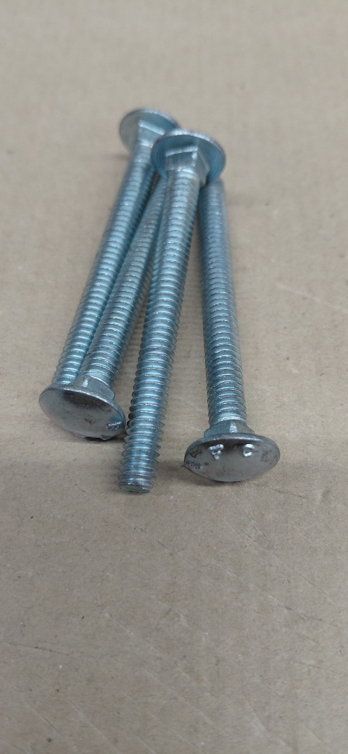 #12- 2 1/2" CARRIAGE BOLTS (BFC)