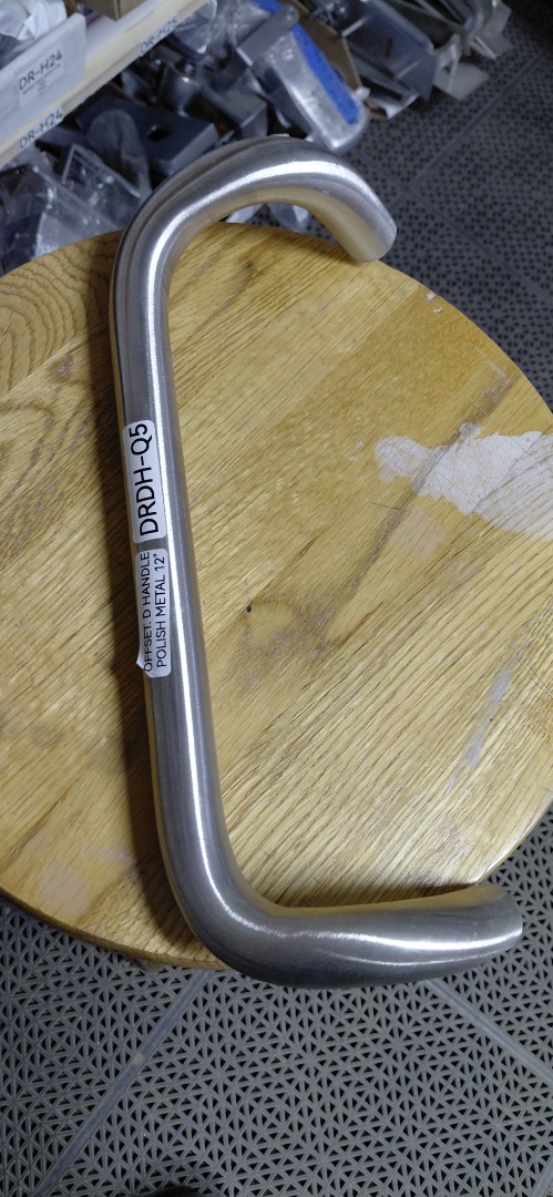 OFFSET. D PULL HANDLE CLEAR 12" 