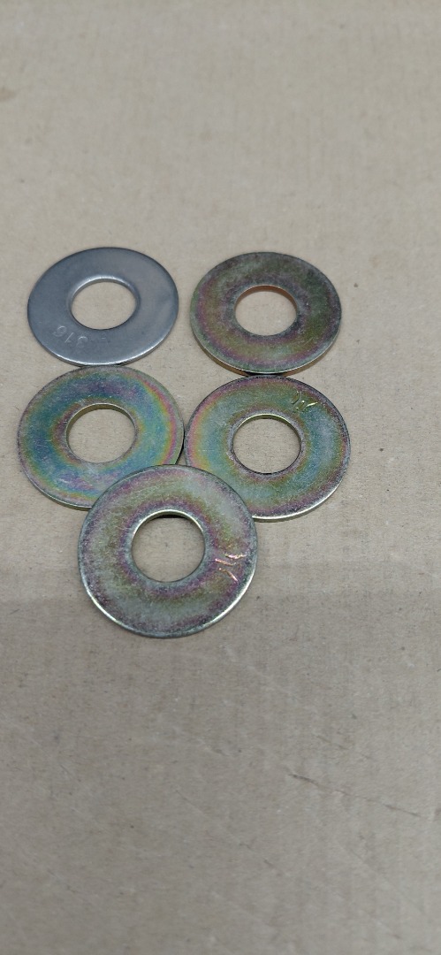 TITANIUM FLAT WASHER 1/2" INSIDE- 1 1/4" OUTSIDE