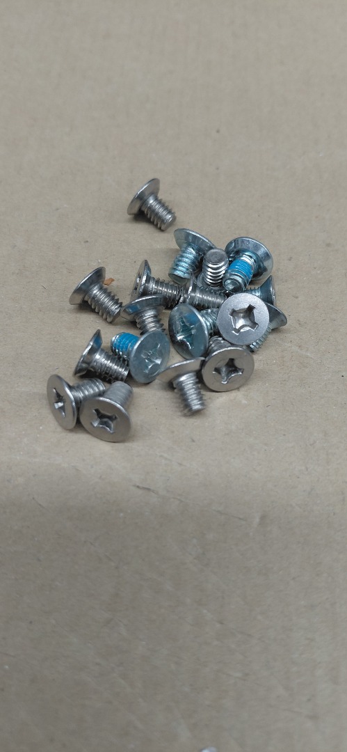 #10-1/4" PHILLIPS FLAT COUNTERSUNK MACHINE SCREW. 