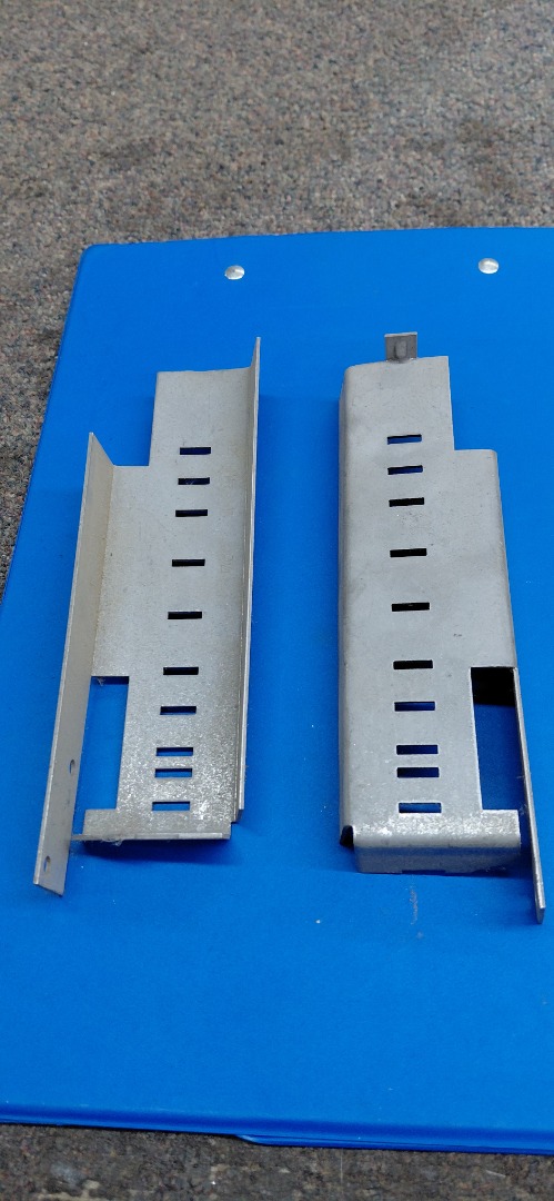 DRY WALL ANCHOR, HEAVY DUTY, ADJUSTABLE.